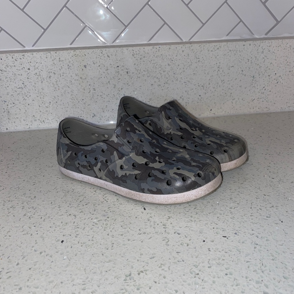 Kid’s Water Shoes